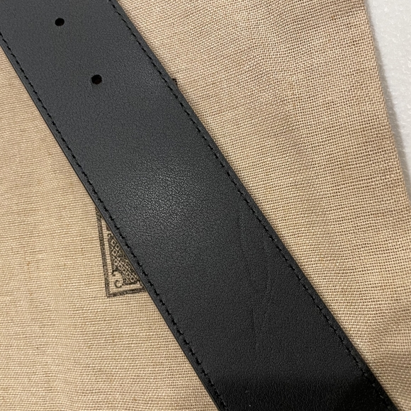 Black Gucci Belt - Picture 6 of 8